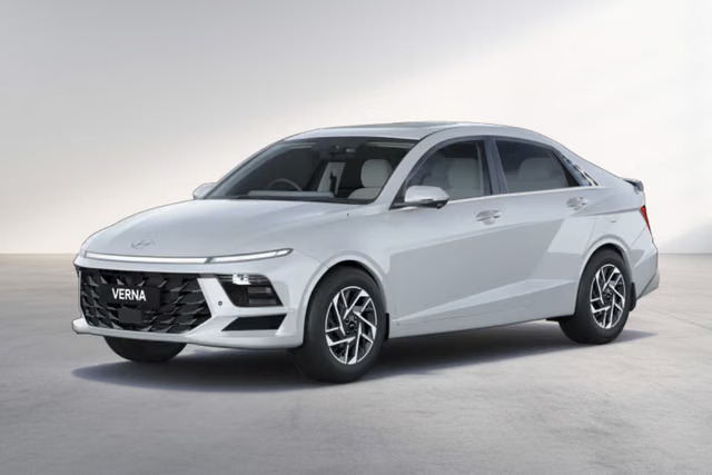 Hyundai Verna self drive Rourkela